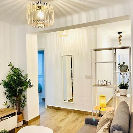 New Spacious And Cozy Apartment - มาลากา ภายนอก รูปภาพ