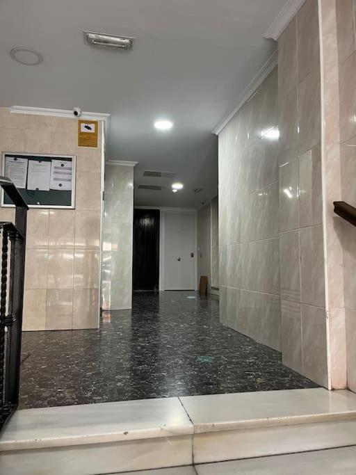 New Spacious And Cozy Apartment - มาลากา ภายนอก รูปภาพ